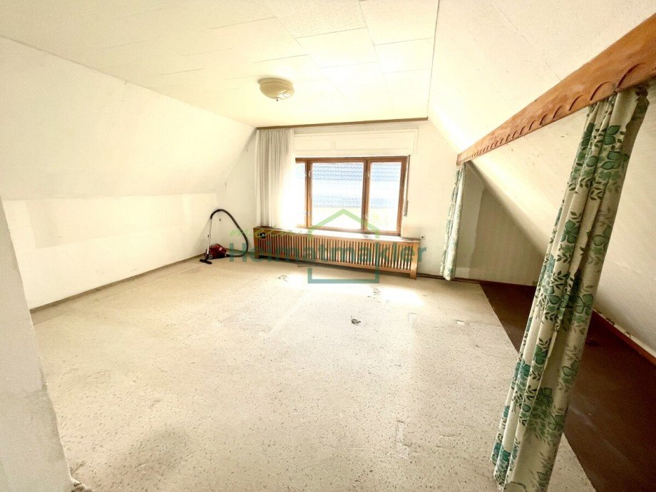 Schmafzimmer OG Einfamilienhaus Aschersleben