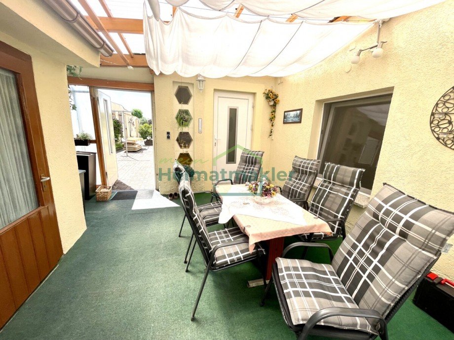 Innenhof - Terrasse Doppelhaush�lfte Nienburg (Saale)