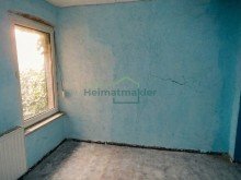 Wohnen OG Sanierungsbed�rftiges Haus in Hettstedt