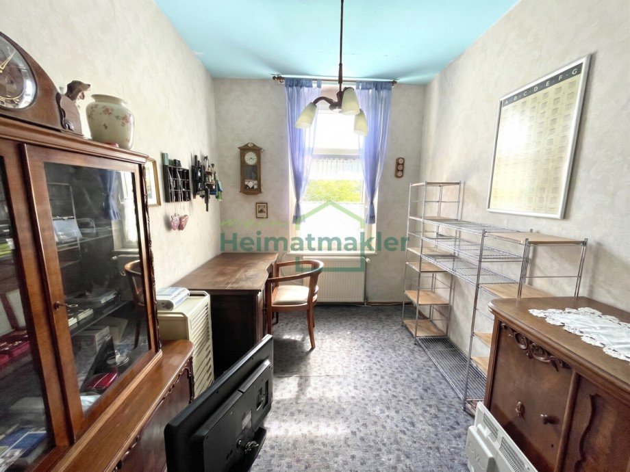 WE - 1. OG - Kinder- Hobbyzimmer Mehrfamilienhaus Bernburg