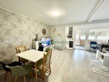 Haupthaus - EG - Wohnzimmer Kapitalanleger aufgepasst! Mehrfamilienhaus mit 3 WE in Aschersleben - mit Garagen und Carport