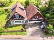 Luftbild Kapitalanleger aufgepasst! Mehrfamilienhaus mit 3 WE in Aschersleben - mit Garagen und Carport
