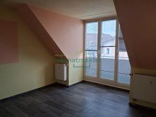 Zimmer 1 leerstehende 2- Zimmer Wohnung am Markt in Aschersleben mit Balkon!