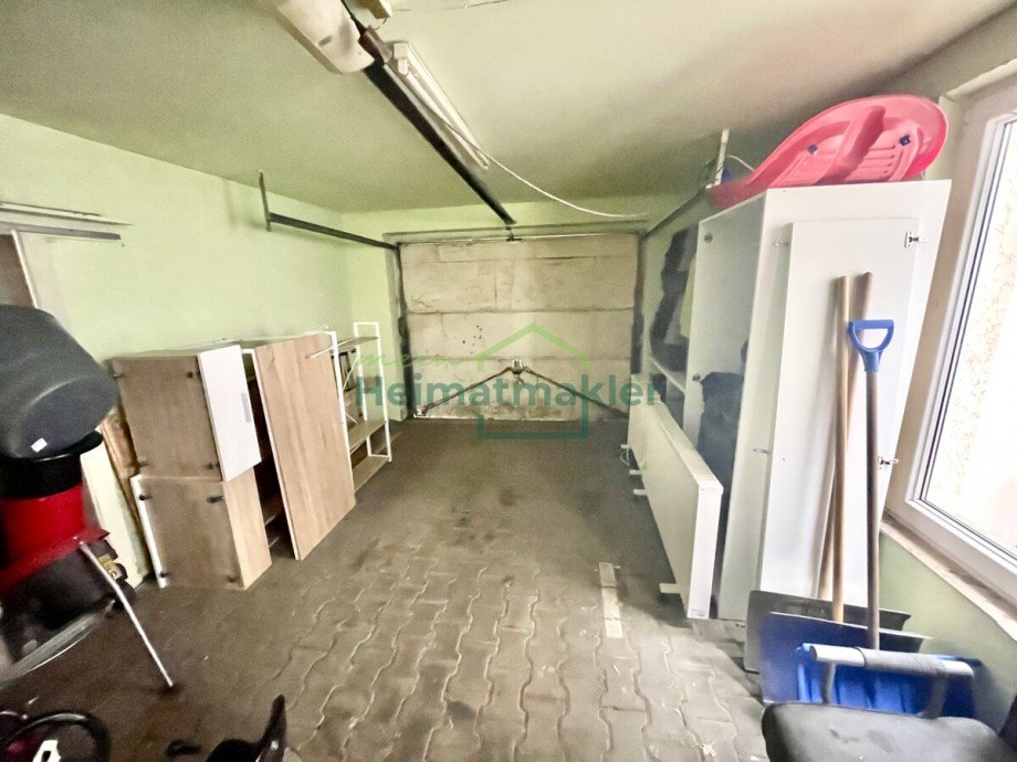 Garage im Nebenhaus Mehrfamilienhaus Aschersleben