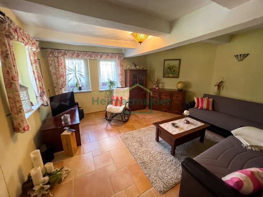 Wohnzimmer2 Einfamilienhaus Arnstein OT Stangerode