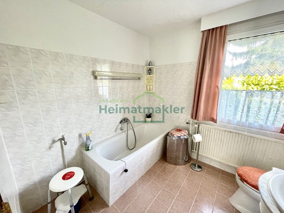 Bad Ansicht 1 Einfamilienhaus Aschersleben