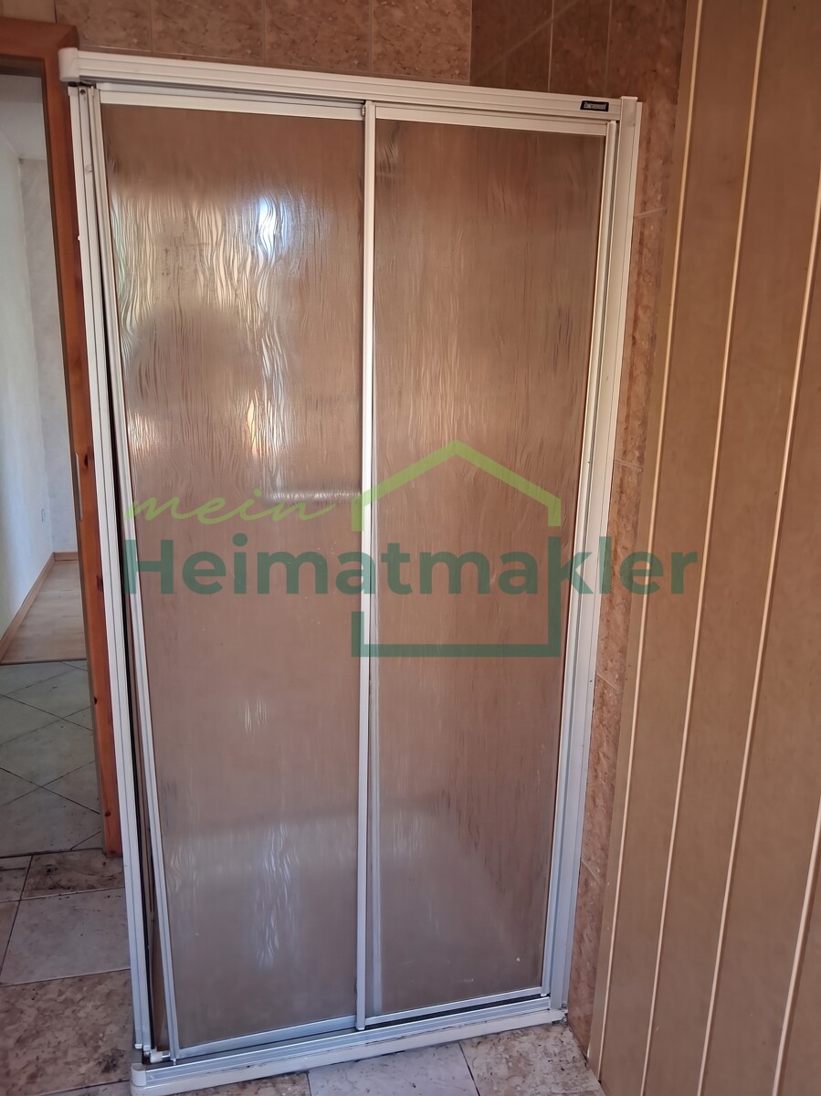 Badezimmer Doppelhaush�lfte Gatersleben
