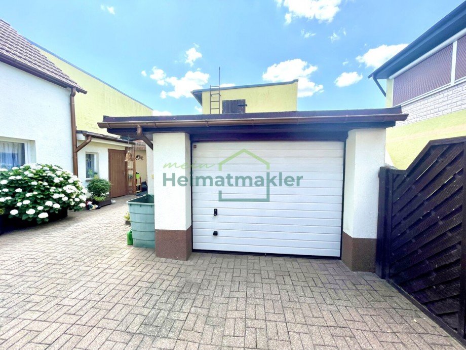 Garage Doppelhaush�lfte Nienburg (Saale)