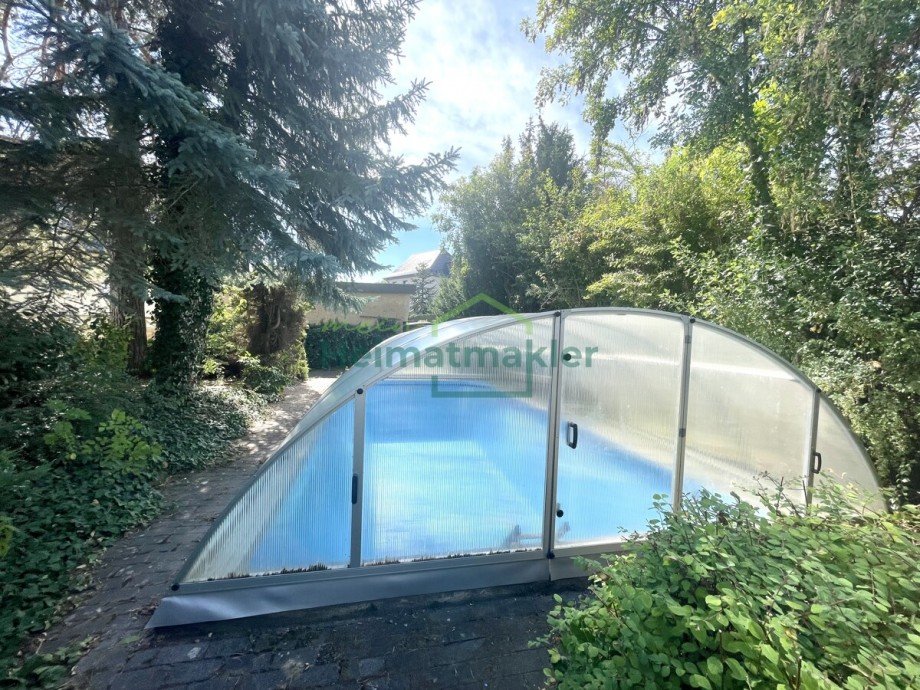 Pool �berdacht Einfamilienhaus Aschersleben