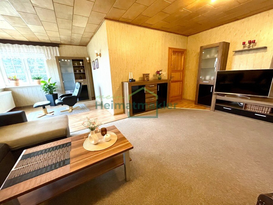 Wohnzimmer Ansicht 2 Doppelhaush�lfte Bernburg