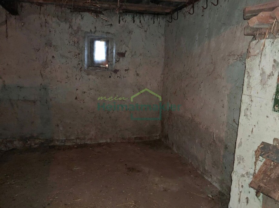 Stallung innen Einfamilienhaus Aschersleben / Klein Schierstedt