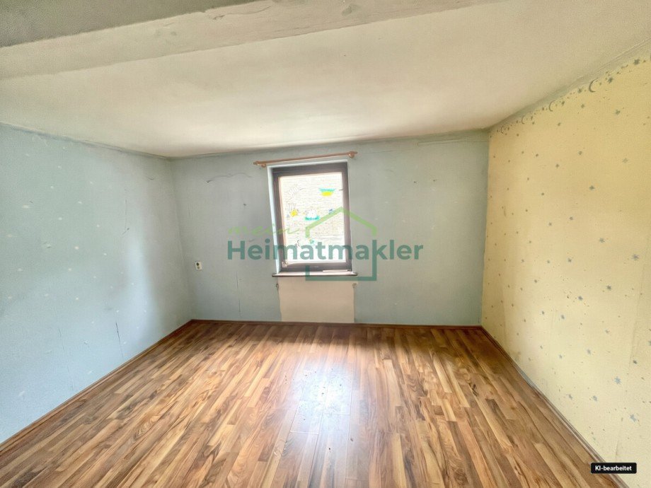 OG - Kinderzimmer Reihenhaus Hecklingen
