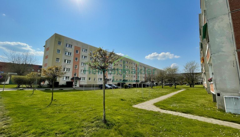 Ansicht Wohnkomplex Aschersleben Etagenwohnung modernes Wohnen in der Platte