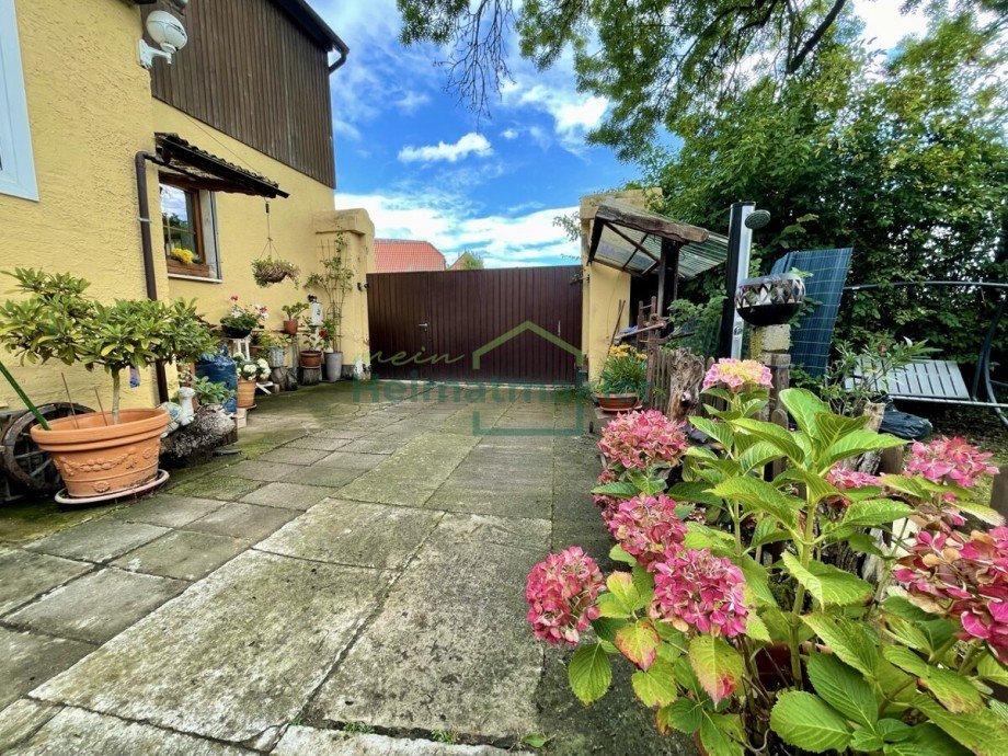 Grundst�ckszufahrt Einfamilienhaus Ditfurt