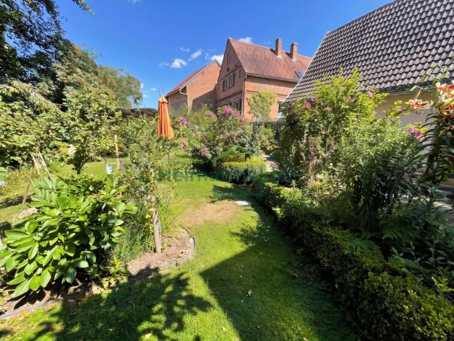 Gartenansicht 1 Einfamilienhaus Arnstein OT Stangerode
