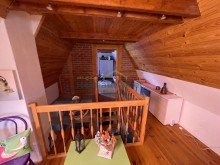 Flur OG Gepflegtes Landhaus mit Garten in naturnaher Lage