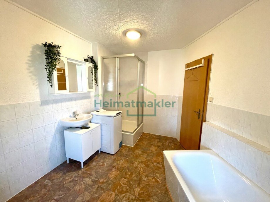 WE - DG - Bad Mehrfamilienhaus Bernburg